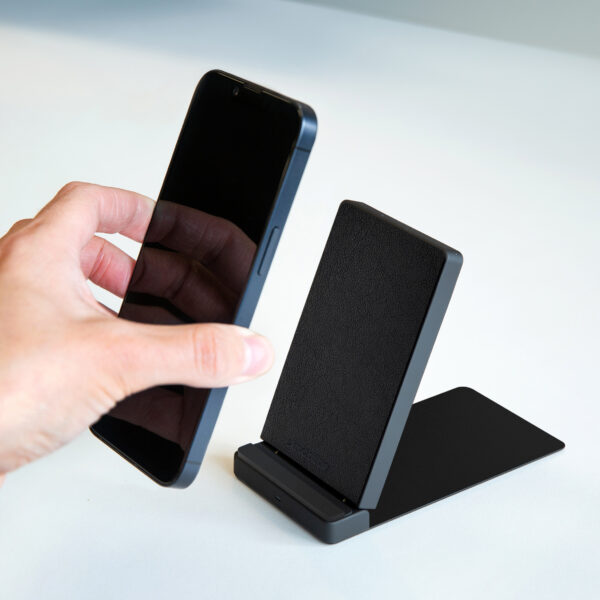 Mobilize Wireless Fast Charger Foldable 5W/7.5W/10W/15W Pu Leather Black - Afbeelding 2