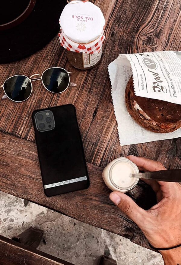 Richmond & Finch Freedom Series One-Piece Apple Iphone 13 Pro Black Out - Afbeelding 10